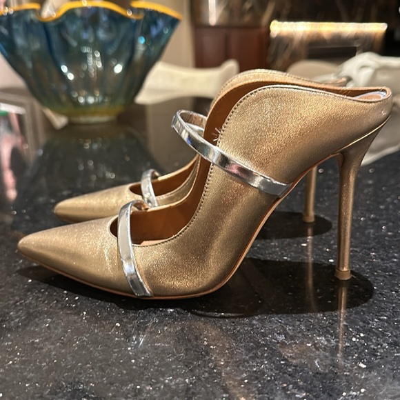 Malone Souliers size 37 gold and silver heels - Picture 2 of 5